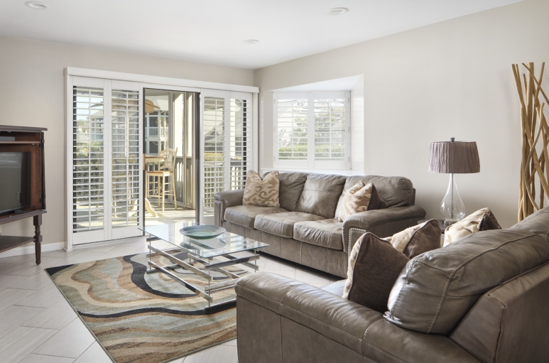 Windsor Court living room with patio access