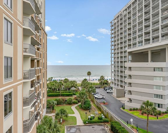 Exterior of Royale Palms with ocean in background
