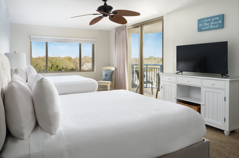 Brighton tower double bed bedroom with balcony access