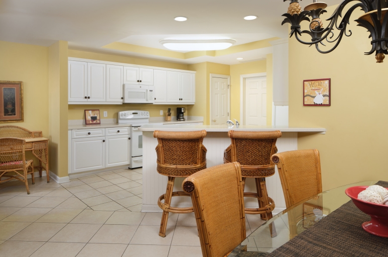 Margate tower dining table, breakfast bar, kitchen, and desk area