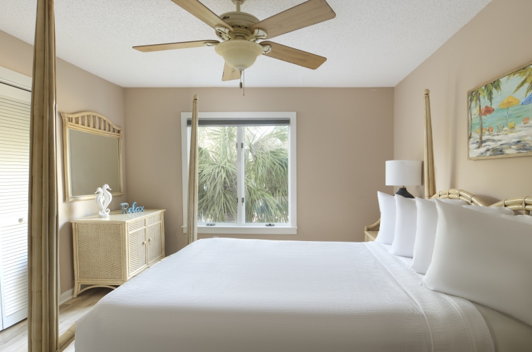 Windermere by the Sea bedroom