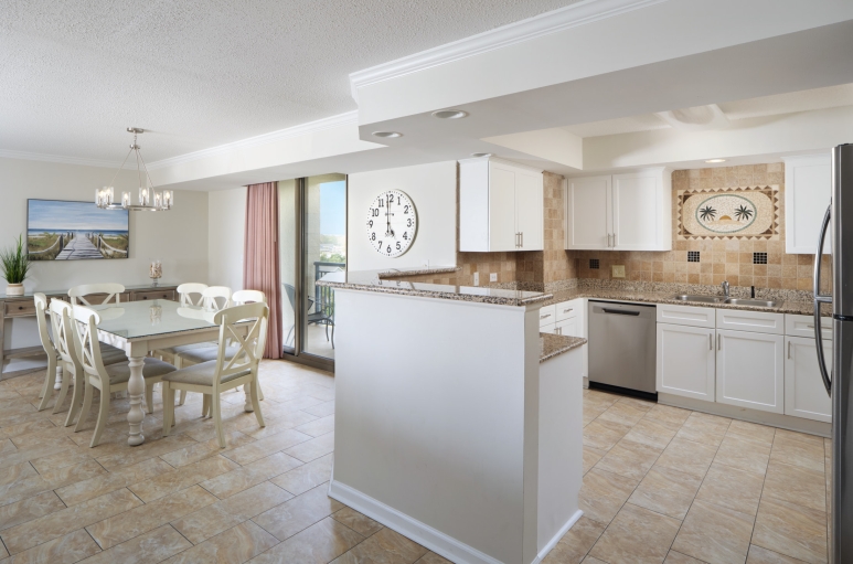 Brighton kitchen and dining room with balcony access