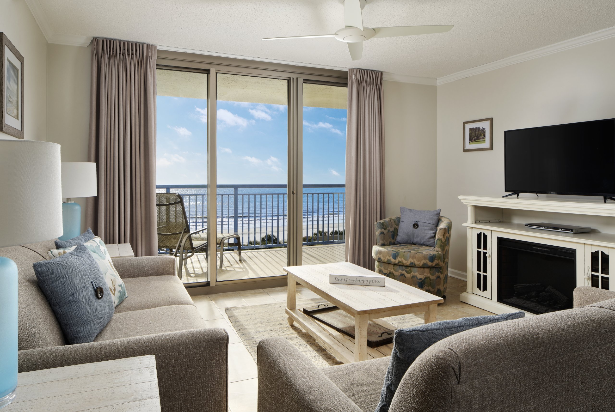 Unveiling the Grand Strand's Charm: Your Ultimate Myrtle Beach Escape Awaits!