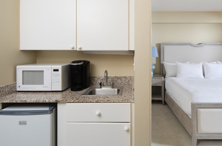 Brighton bedroom and mini kitchen