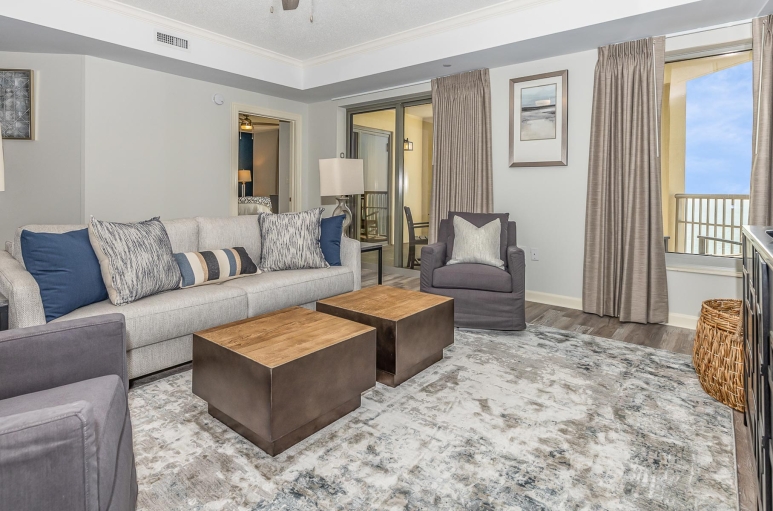 Royale Palms Condominiums Kingston Resorts