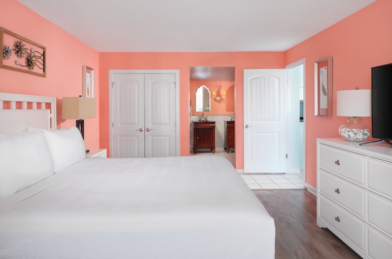 South Hampton master bedroom with bathroom