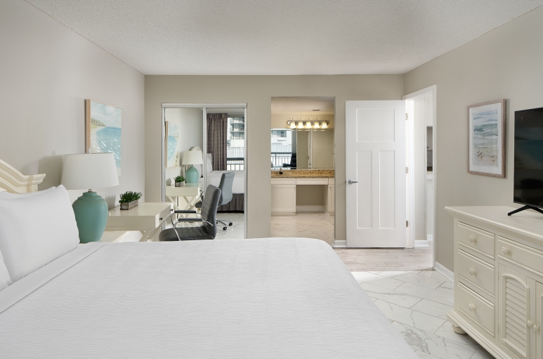 South Hampton master bedroom and bathroom