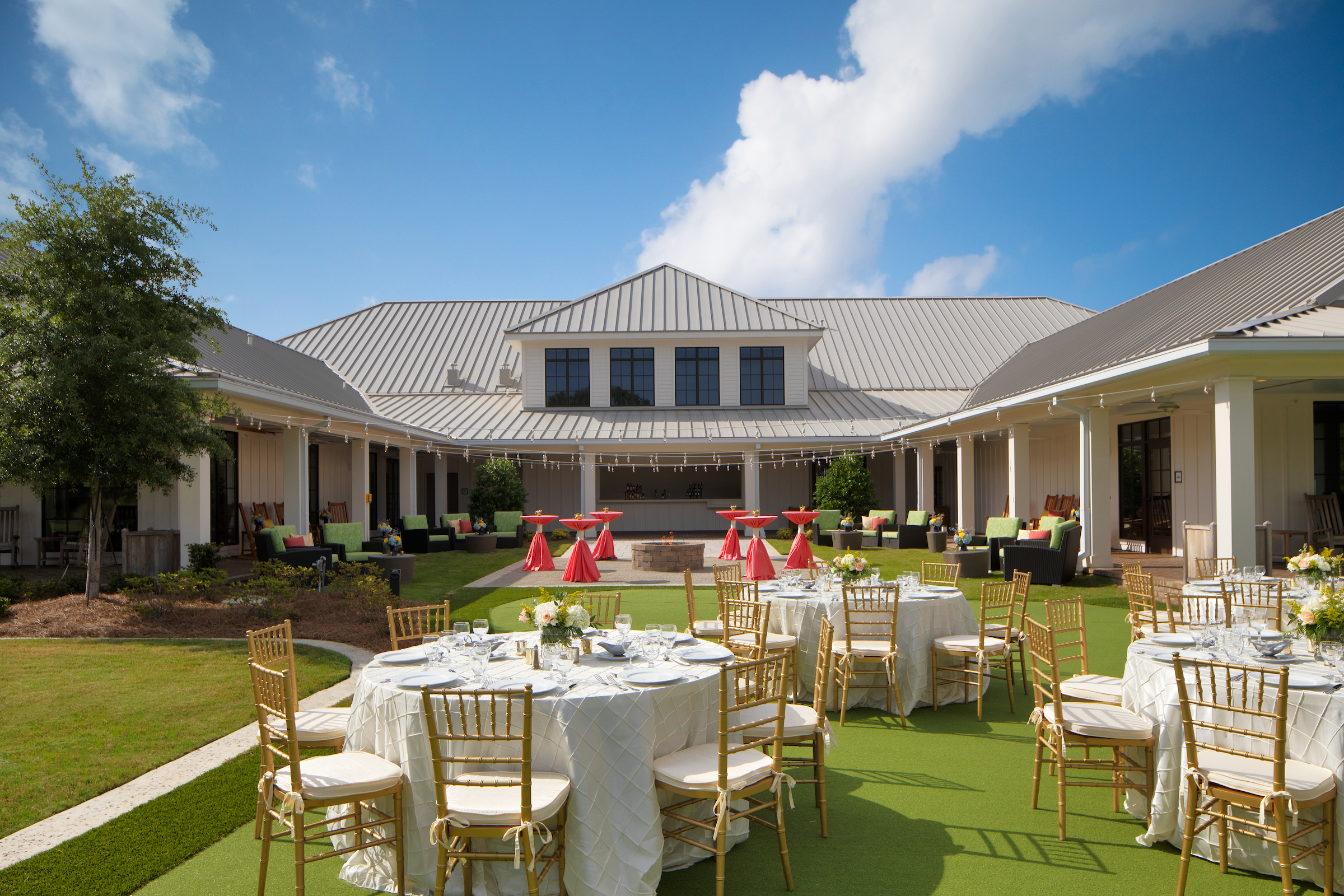 Horizon Lawn wedding reception and cocktail hour setup