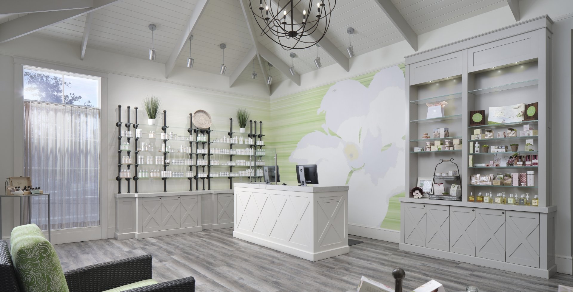 Spa33 reception and lobby area