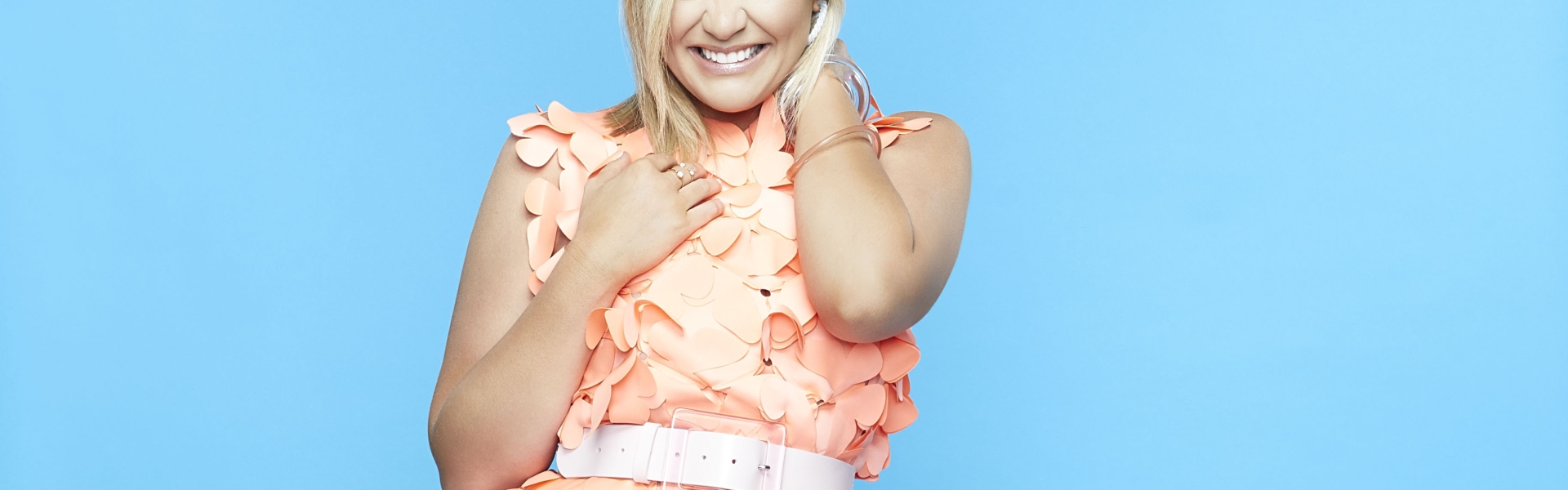 Headshot of country singer Lauren Alaina