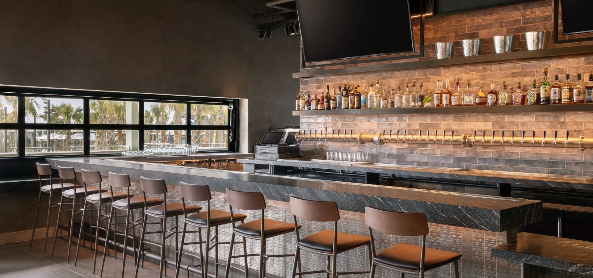 Interior bar at Black Drum Brewing