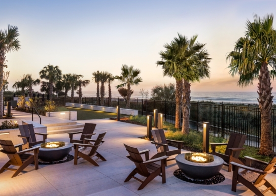 Currents Seaside Entertainment oceanside firepits