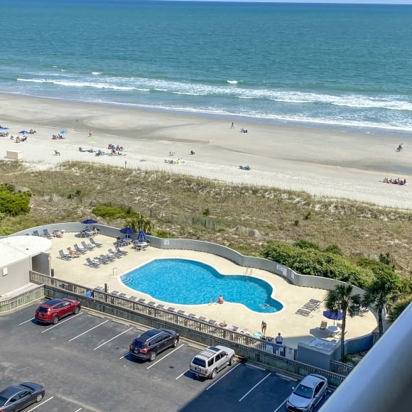 South and North Hampton oceanside pool