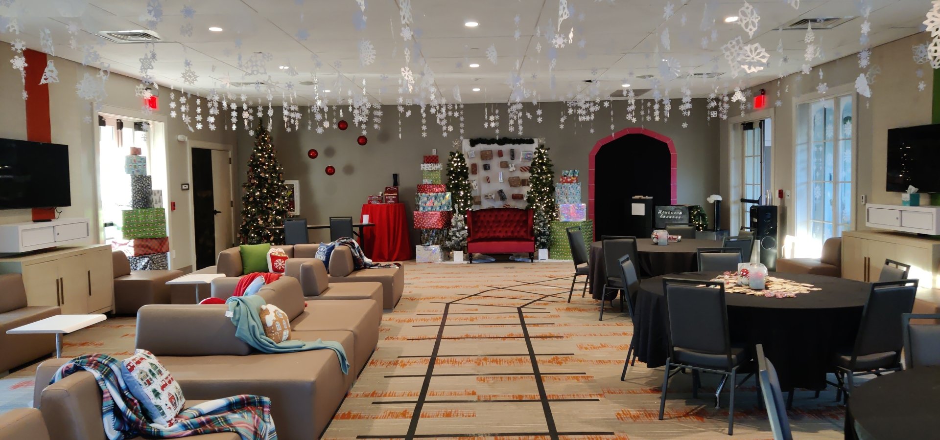 A room decorated for Santa's Village