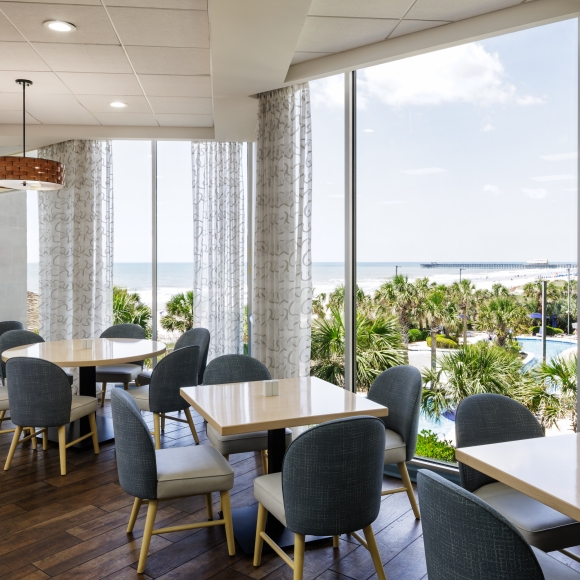 KR_Amalfi Breakfast Dining_2025_LincolnBarbour