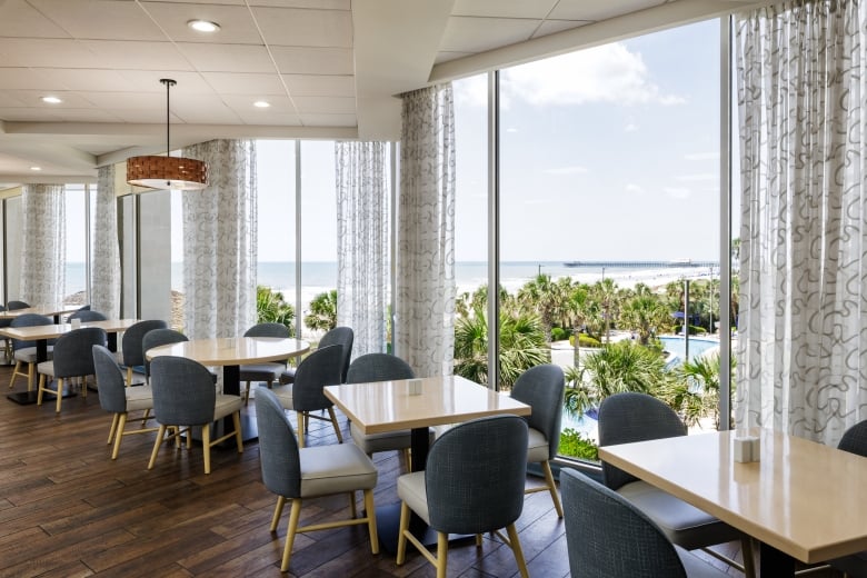KR_Amalfi Breakfast Dining_2025_LincolnBarbour
