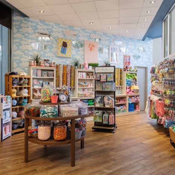 KR_Candy Wall_2025_LincolnBarbour